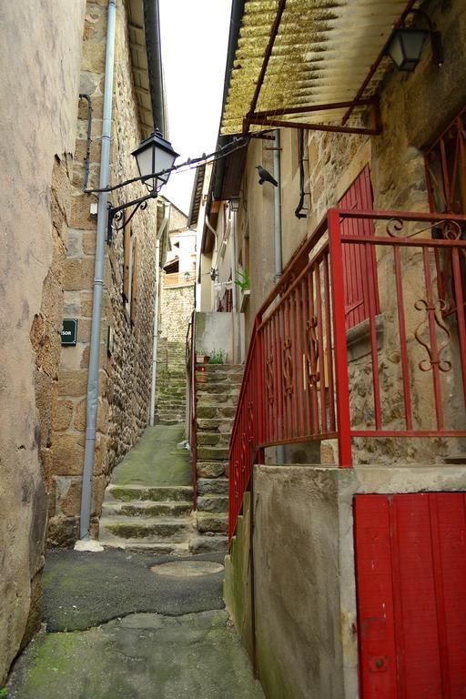 La Mezzanine Διαμέρισμα Satillieu Εξωτερικό φωτογραφία